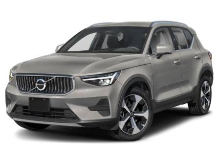 2024 Volvo XC40 Core Dark Theme