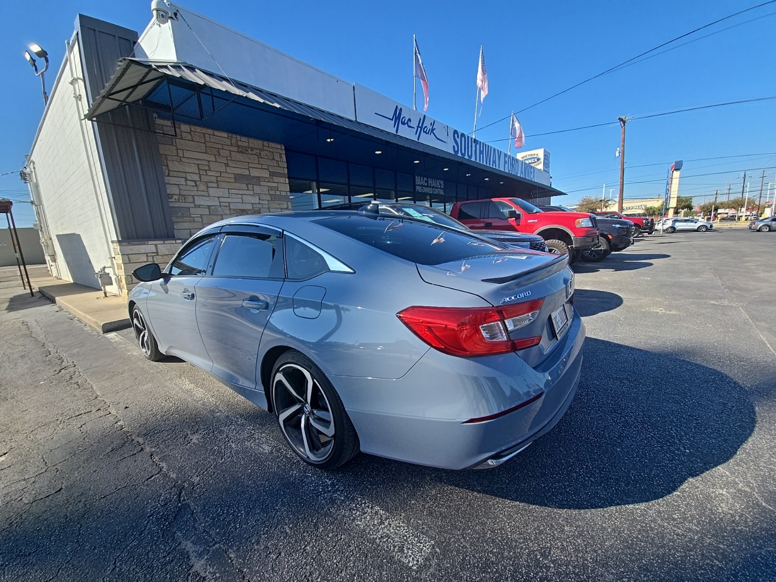 2022 Honda Accord Hybrid Sport photo 4