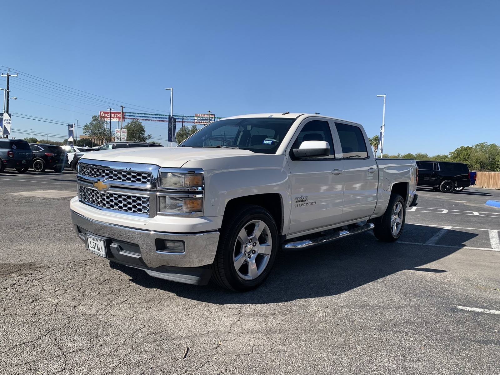 2014 Chevrolet Silverado 1500 LT photo 2