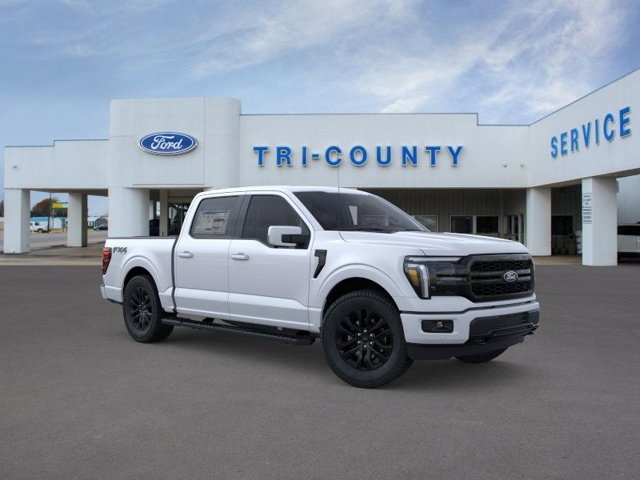2025 Ford F-150 Lariat photo 2