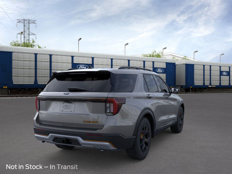 2026 Ford Explorer photo 4
