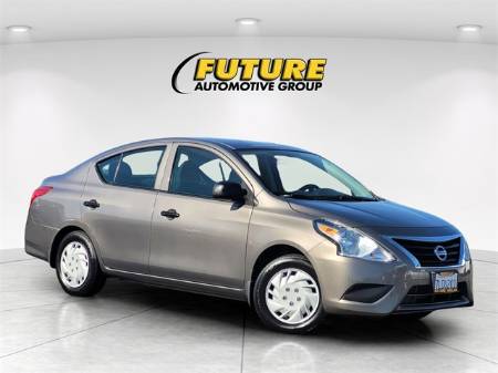 2015 Nissan Versa 1.6 S Plus