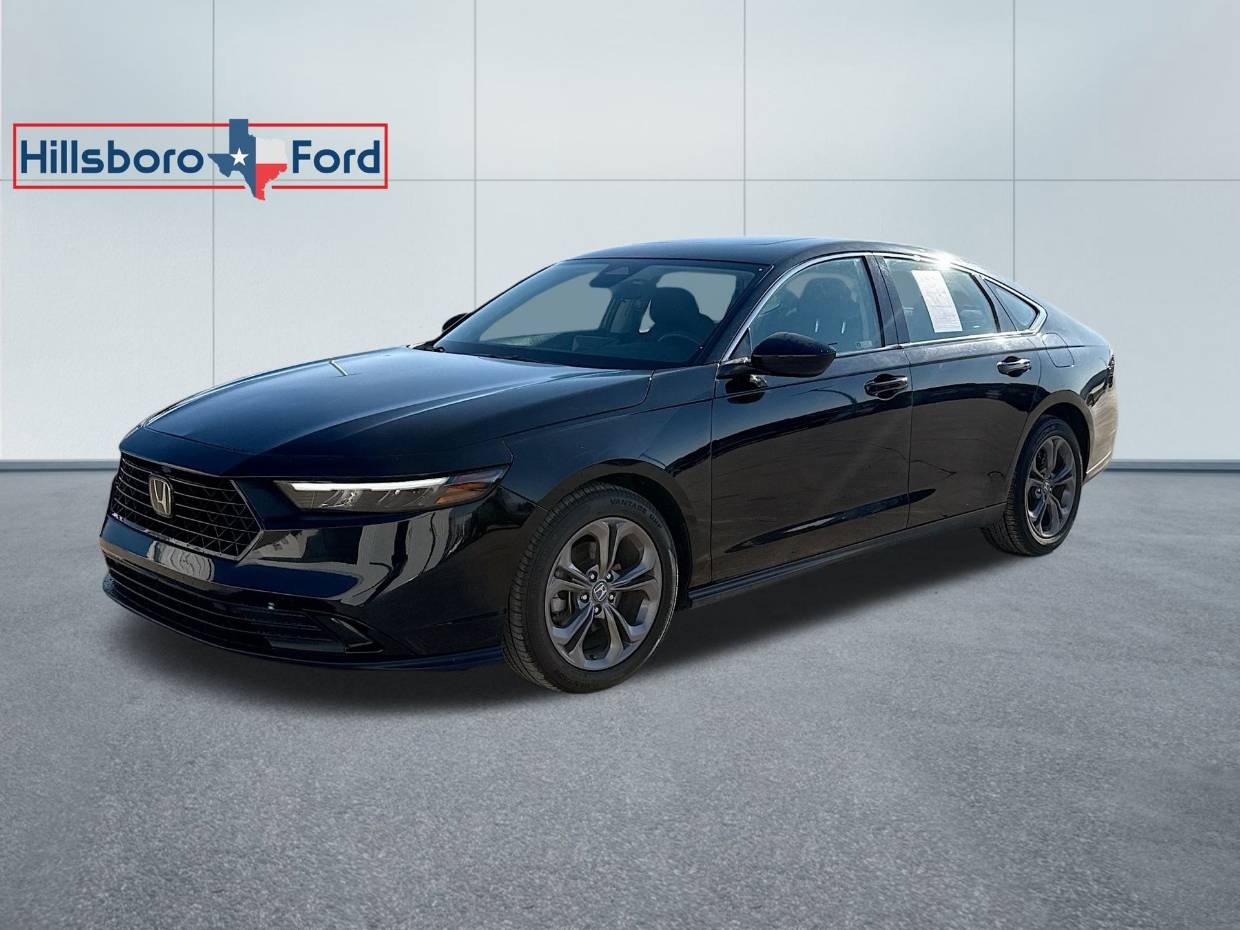 2024 Honda Accord EX's photo
