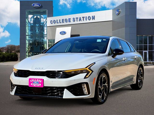 2025 Kia K5 GT-Line photo 3