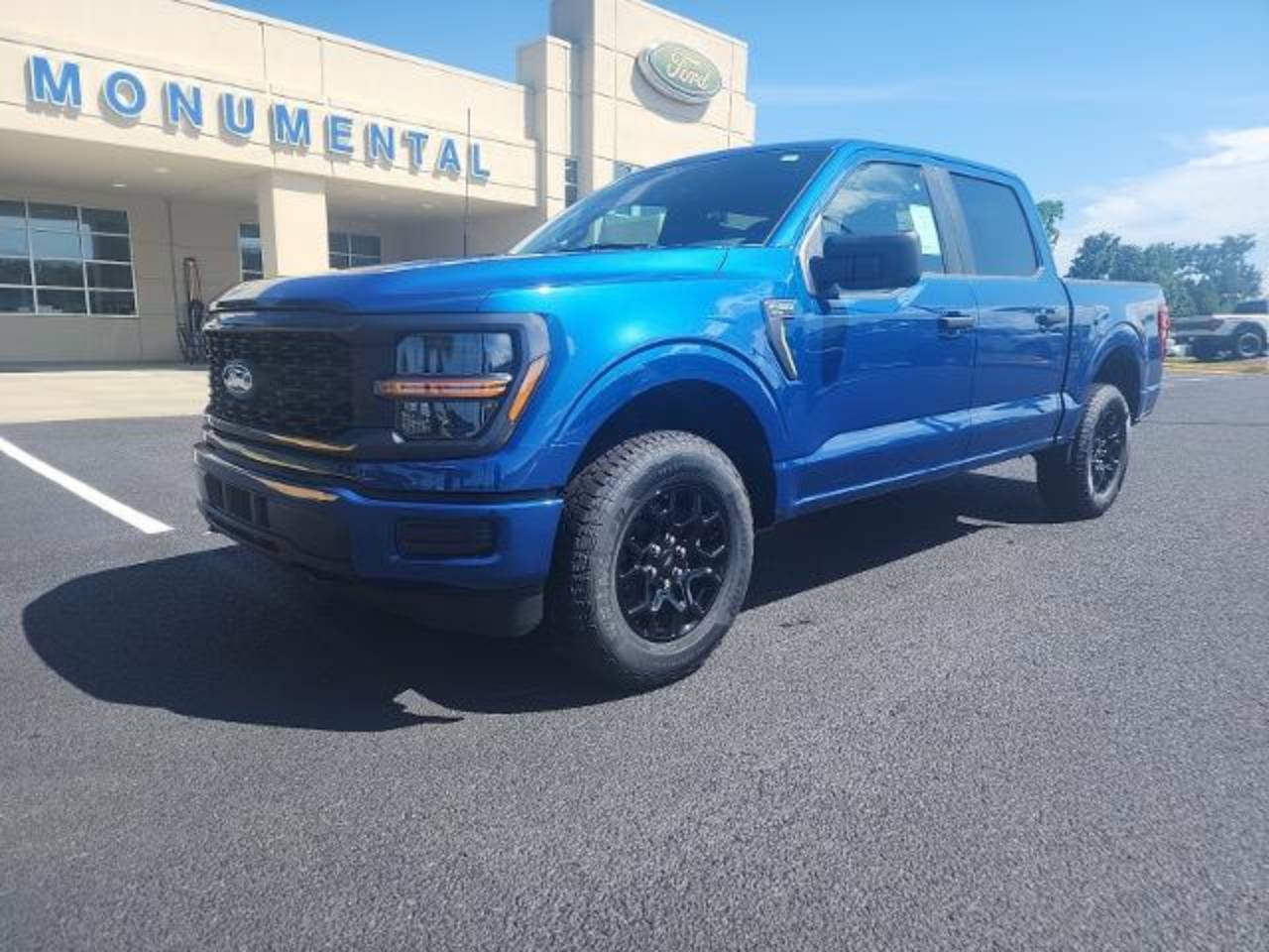 2025 Ford F-150 STX's photo