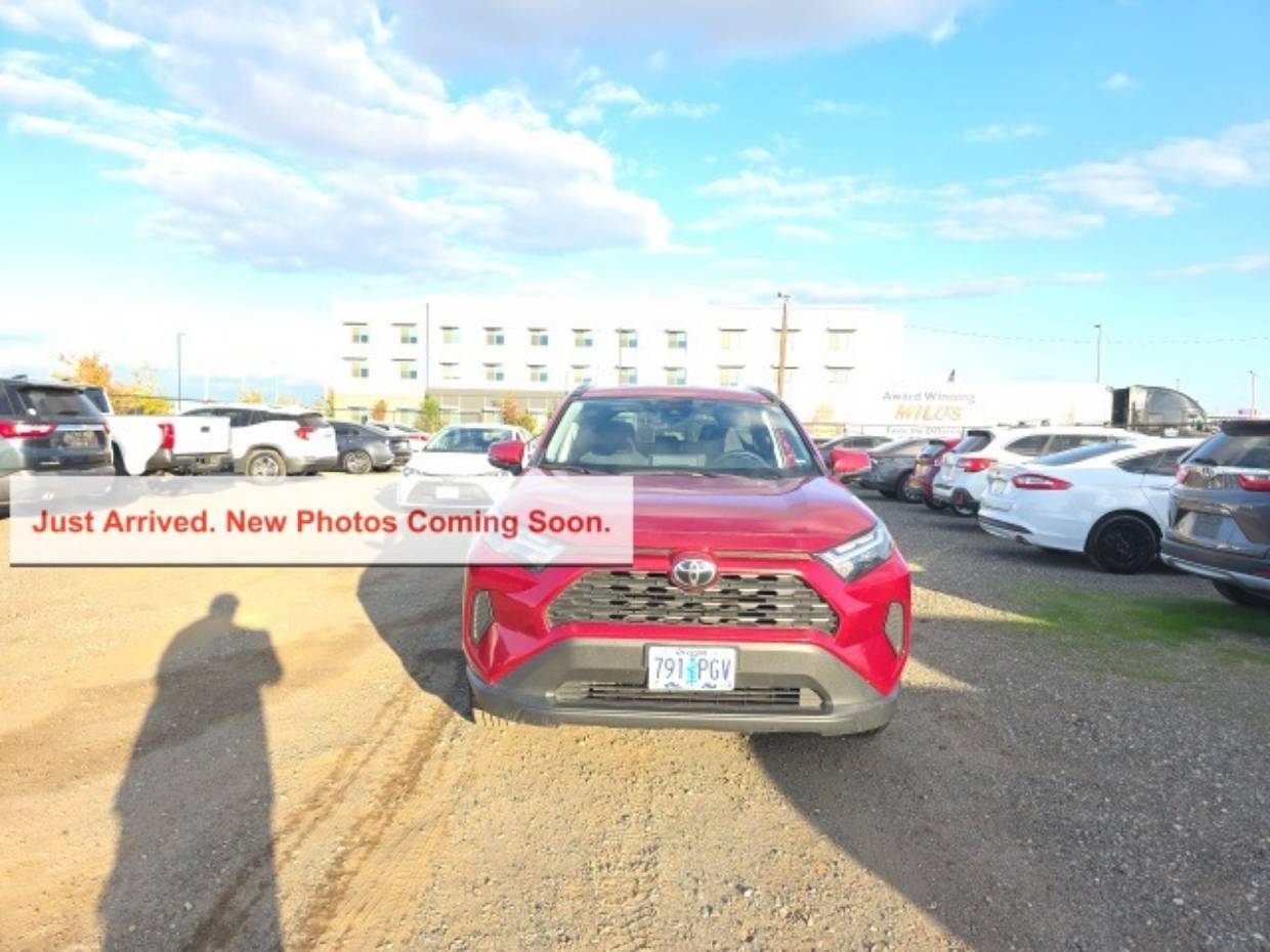 Used 2023 Toyota RAV4 XLE with VIN 2T3W1RFV7PW278673 for sale in Northfield, Minnesota