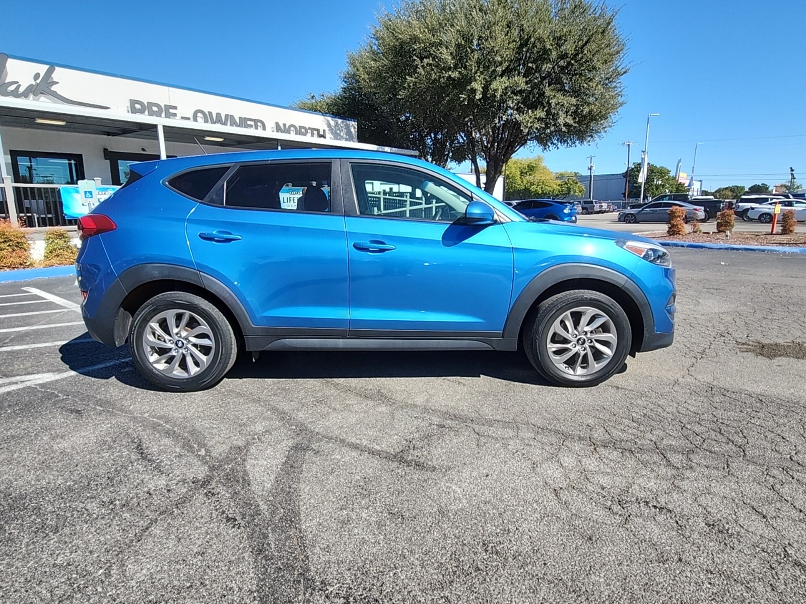2017 Hyundai Tucson SE photo 2
