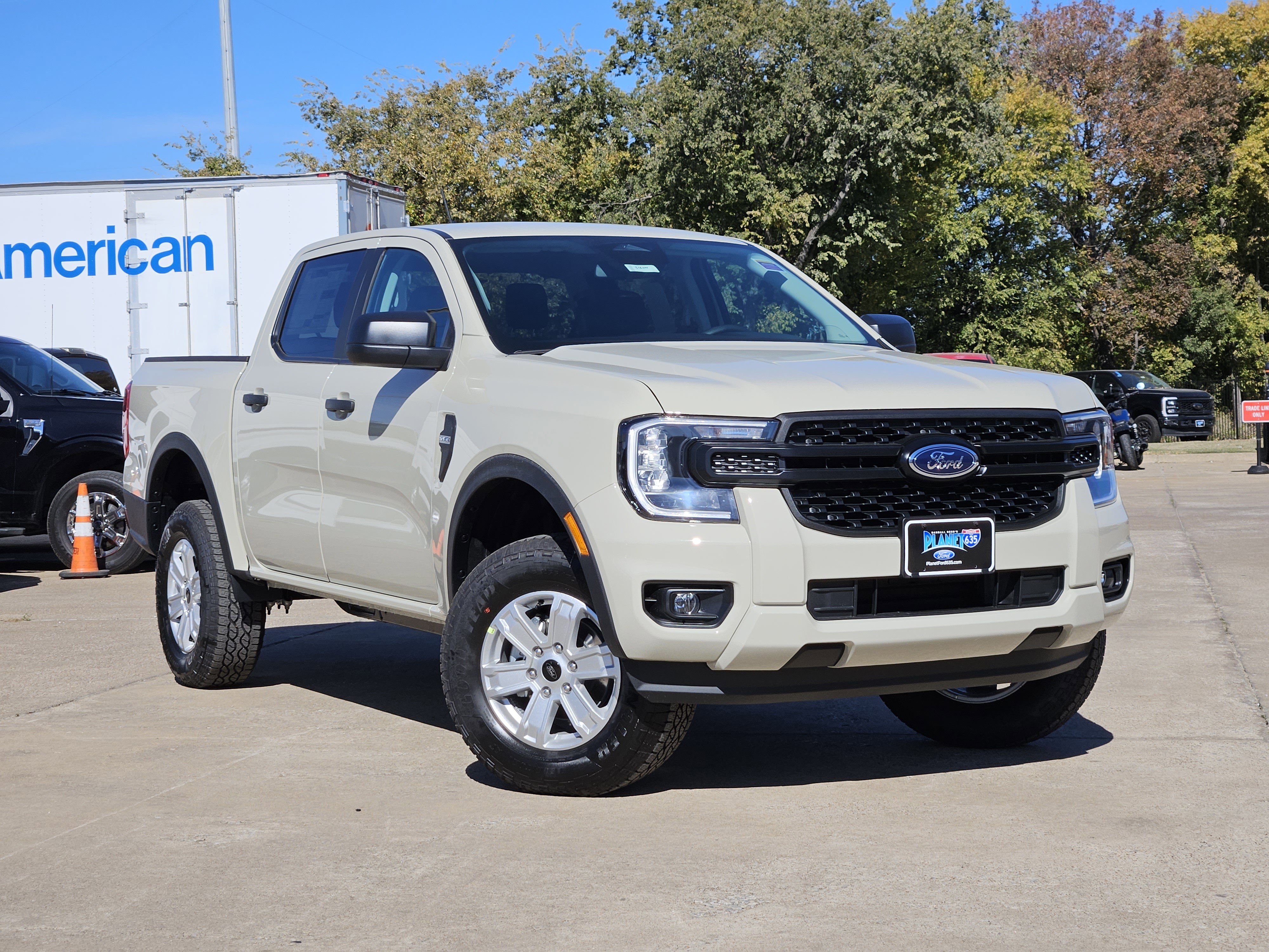 2025 Ford Ranger XL's photo