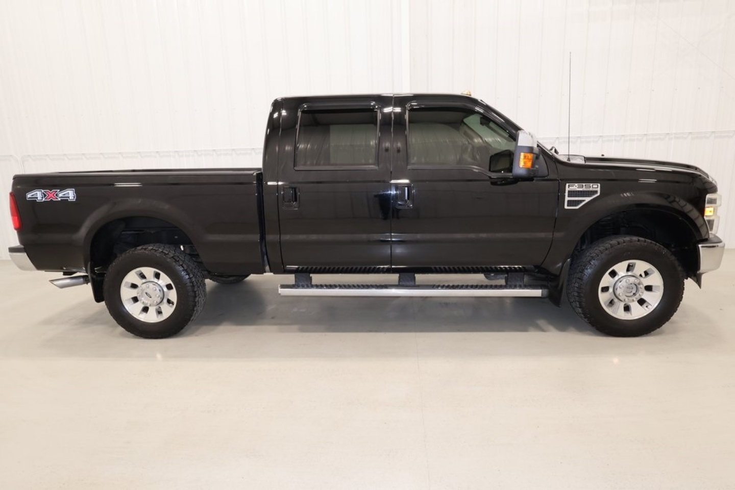 Used 2010 Ford F-350 Super Duty Lariat with VIN 1FTWW3B57AEB17484 for sale in Canfield, OH