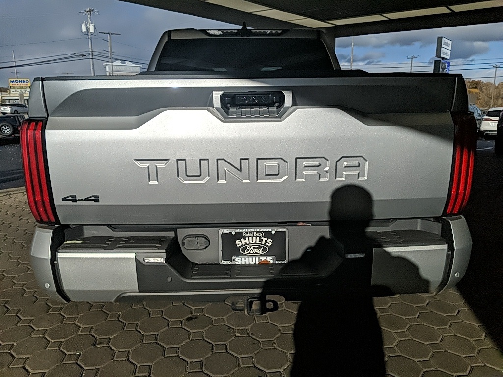 2022 Toyota Tundra SR5 photo 4