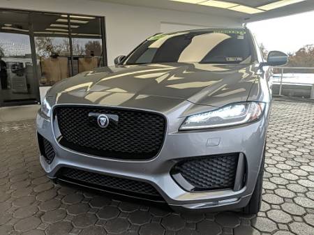 2020 Jaguar F-Pace 25T Checkered Flag
