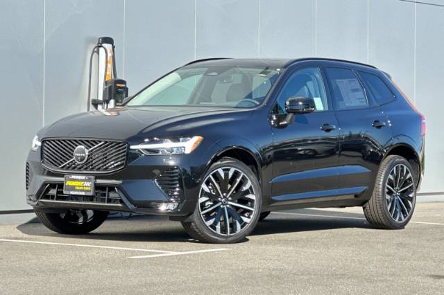 2026 Volvo XC60 B5 Ultra