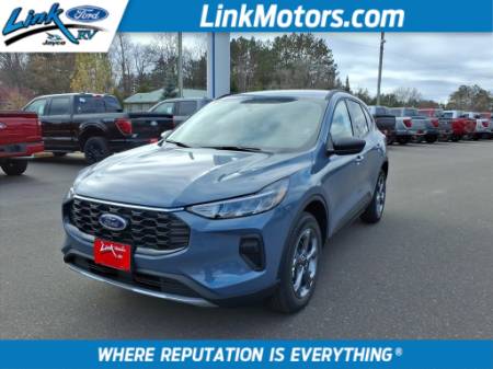 2026 Ford Escape ST-Line AWD