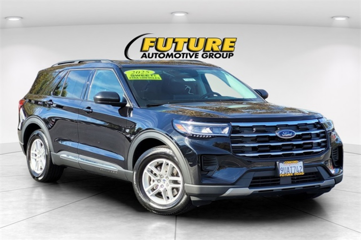 2025 Ford Explorer Active's photo