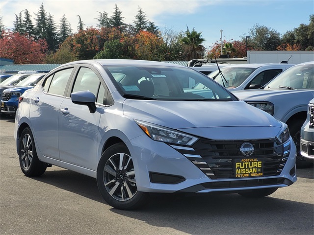 New 2025 Nissan Versa 1.6 SV