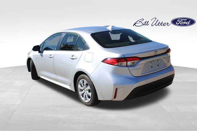 2023 Toyota Corolla LE photo 4