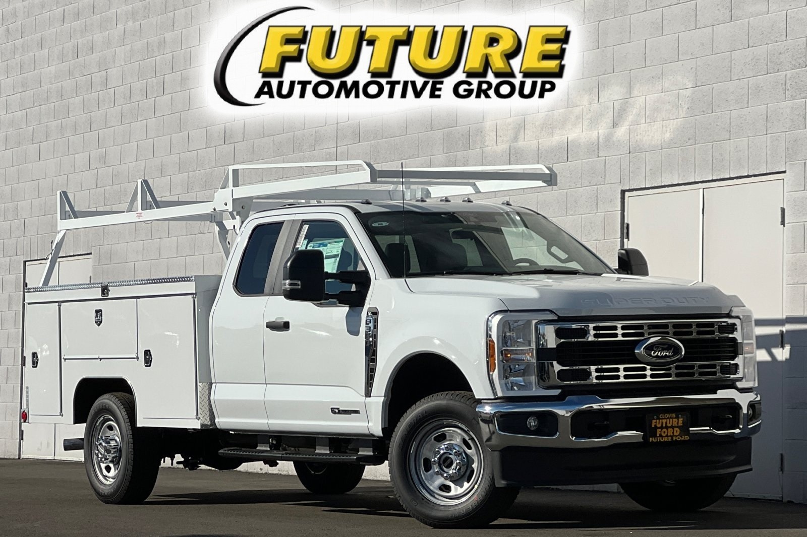 2026 Ford F-350 Super Duty Chassis Cab XL's photo