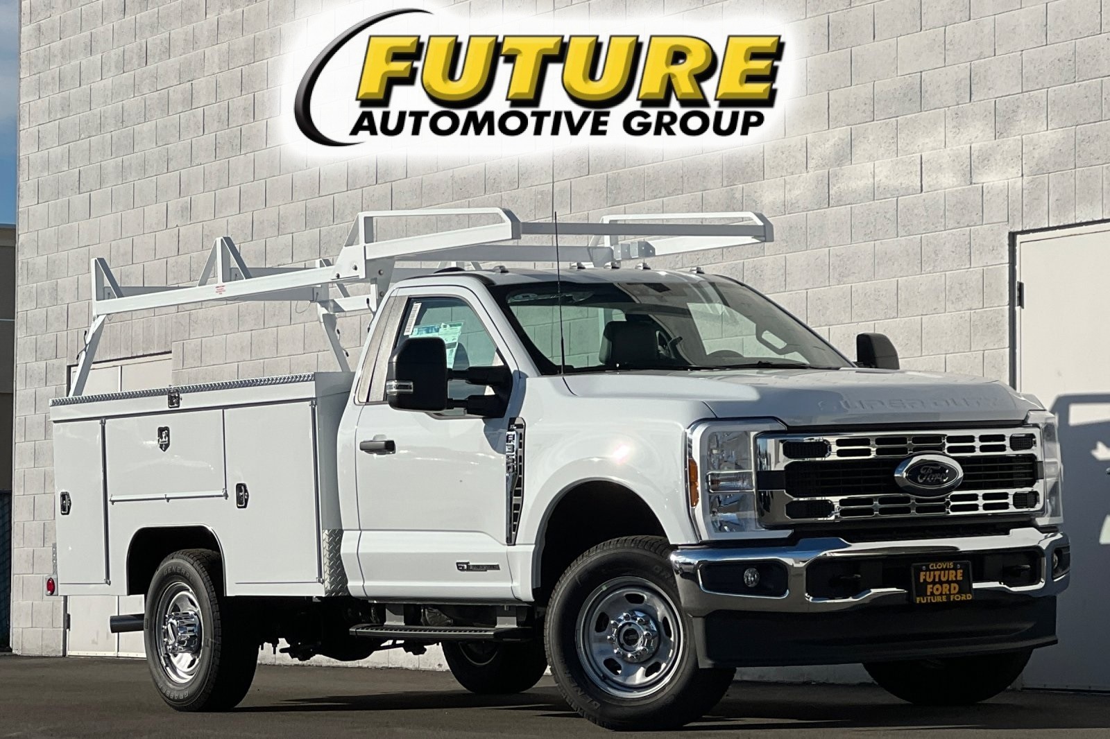 2026 Ford F-350 Super Duty Chassis Cab XL's photo