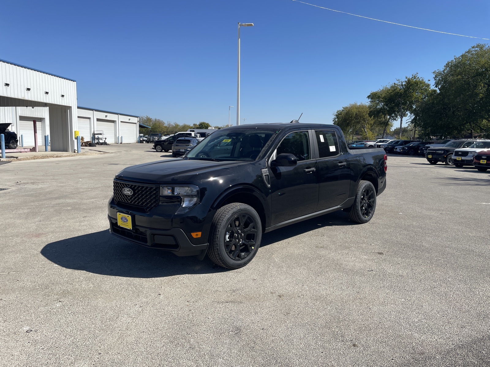 2025 Ford Maverick XLT's photo