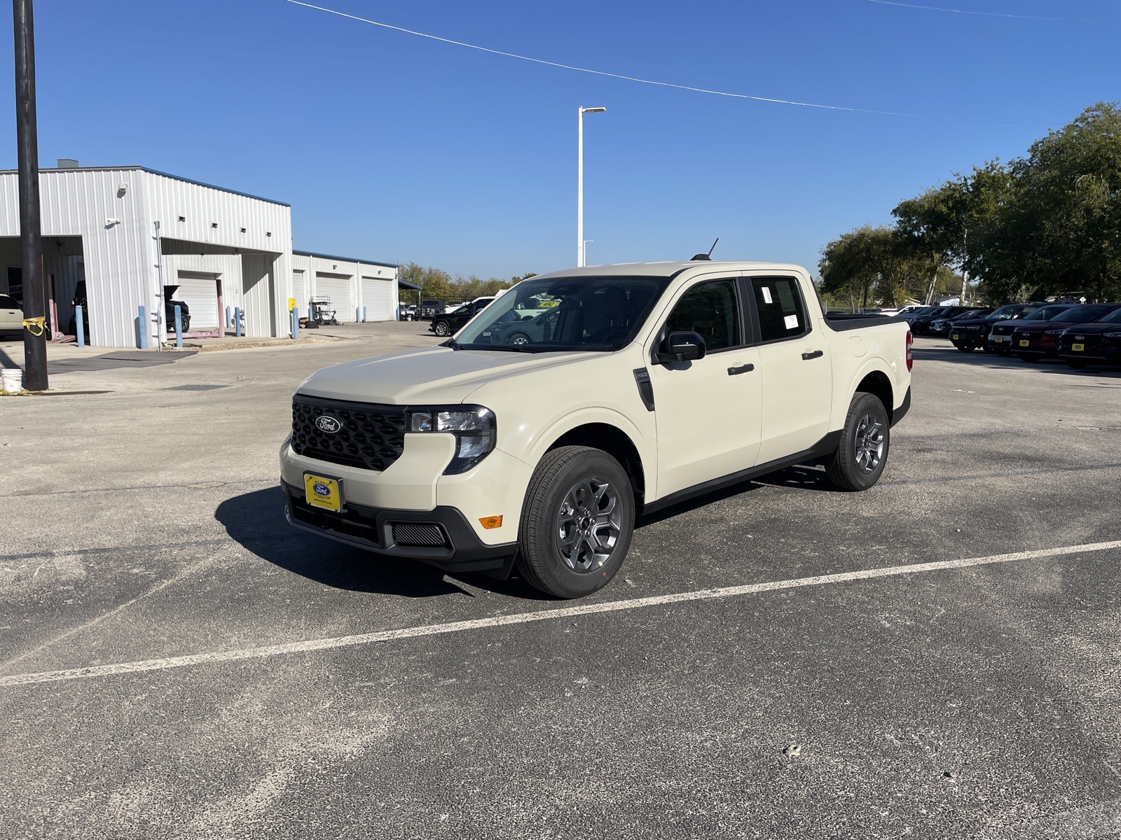 2025 Ford Maverick XLT's photo