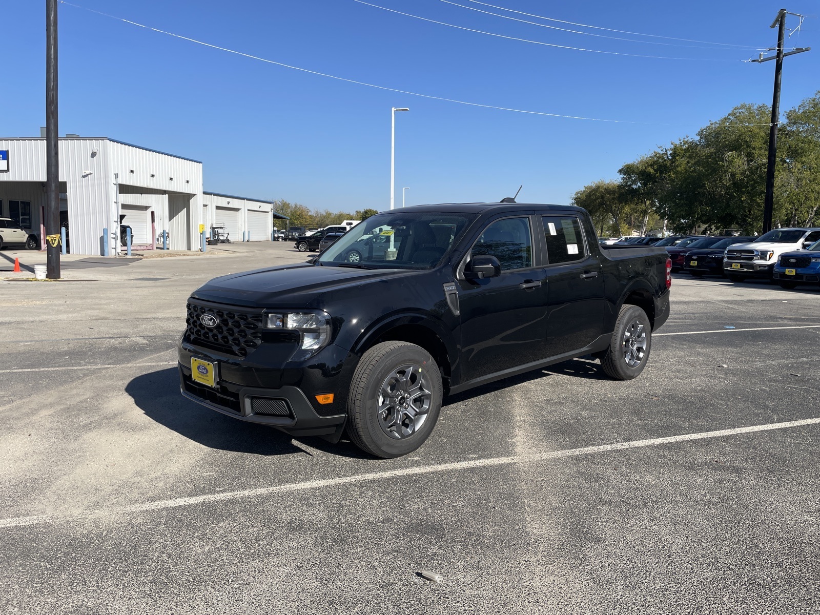 2025 Ford Maverick XLT's photo