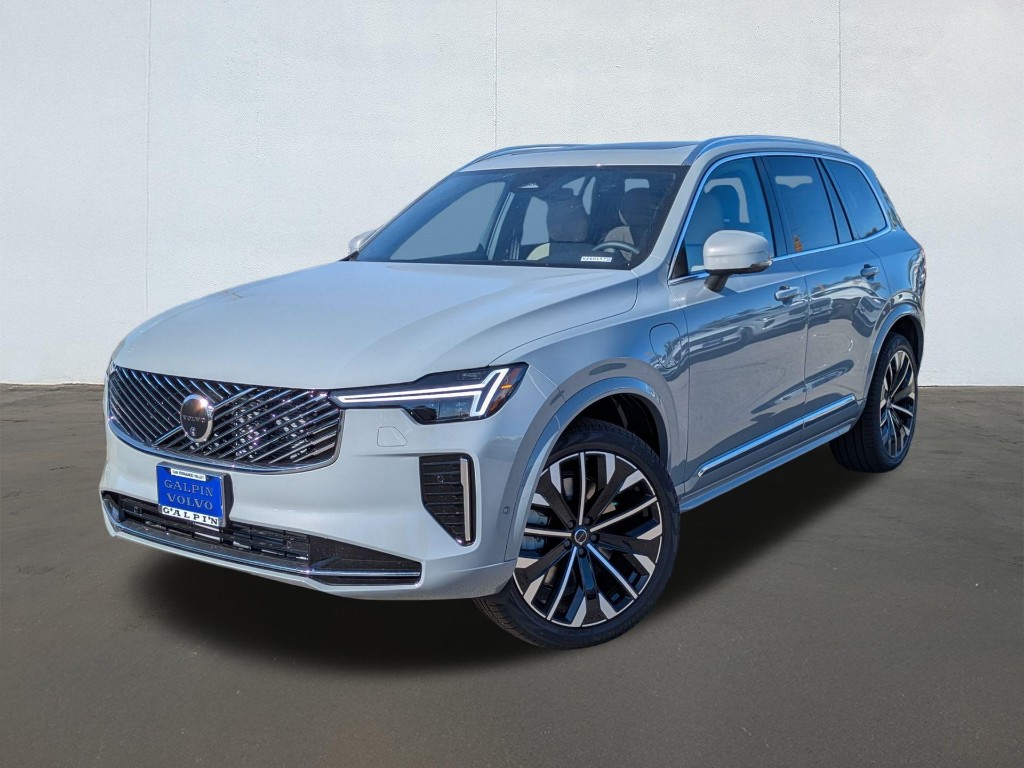 2026 Volvo XC90 Recharge Plug-In Hybrid T8 Plus 7-Seater