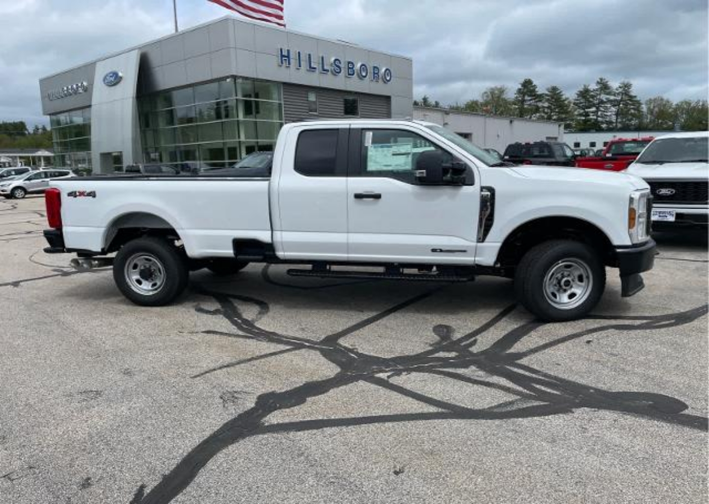 2025 Ford F-350 Super Duty XL