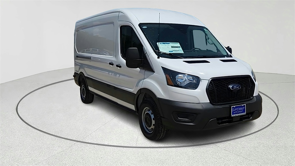 2025 Ford Transit Van Base's photo
