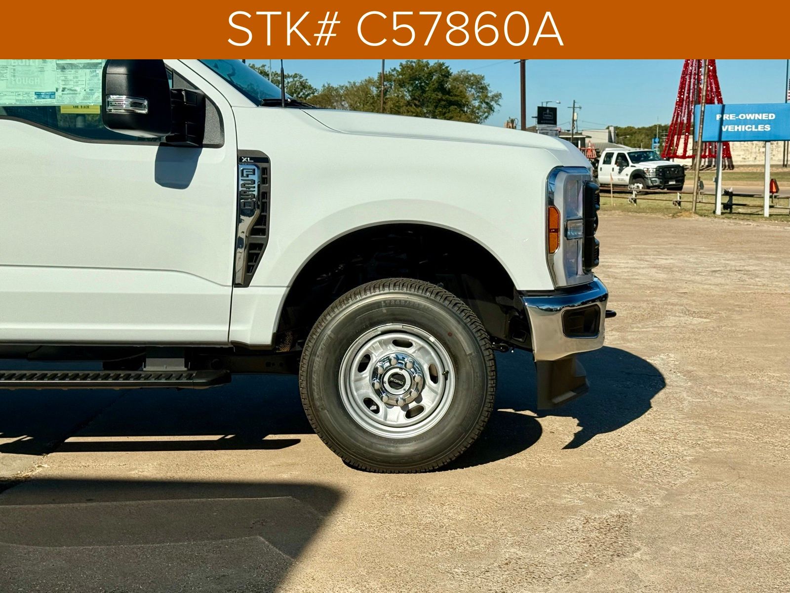 2026 Ford F-250 XLT photo 3