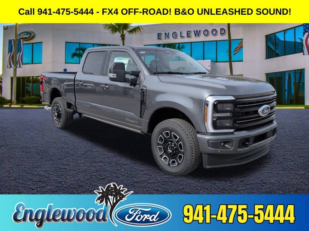 2026 Ford F-350 Super Duty Platinum's photo