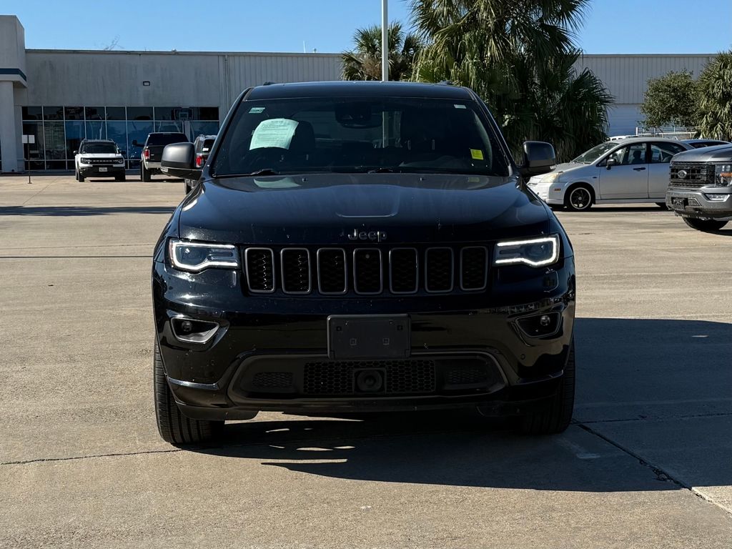2021 Jeep Grand Cherokee Anniversary Edition photo 2