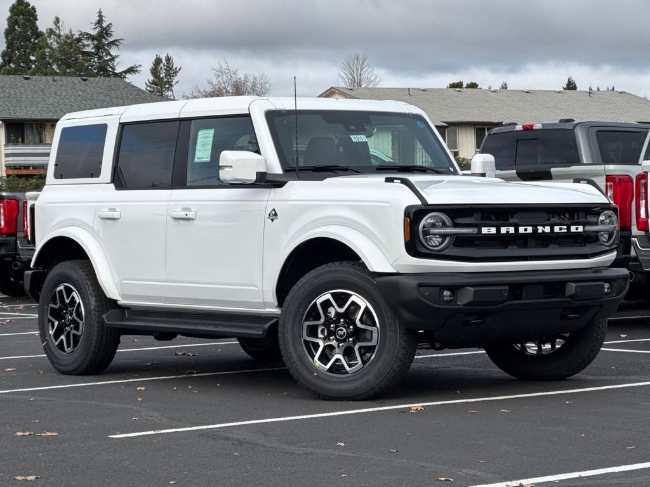 2025 Ford Bronco Outer Banks