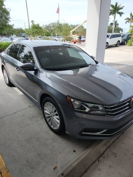 2017 Volkswagen Passat 1.8T SE