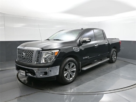 2017 Nissan Titan SV
