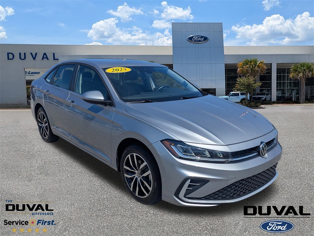 Used 2025 Volkswagen Jetta 1.5T SE