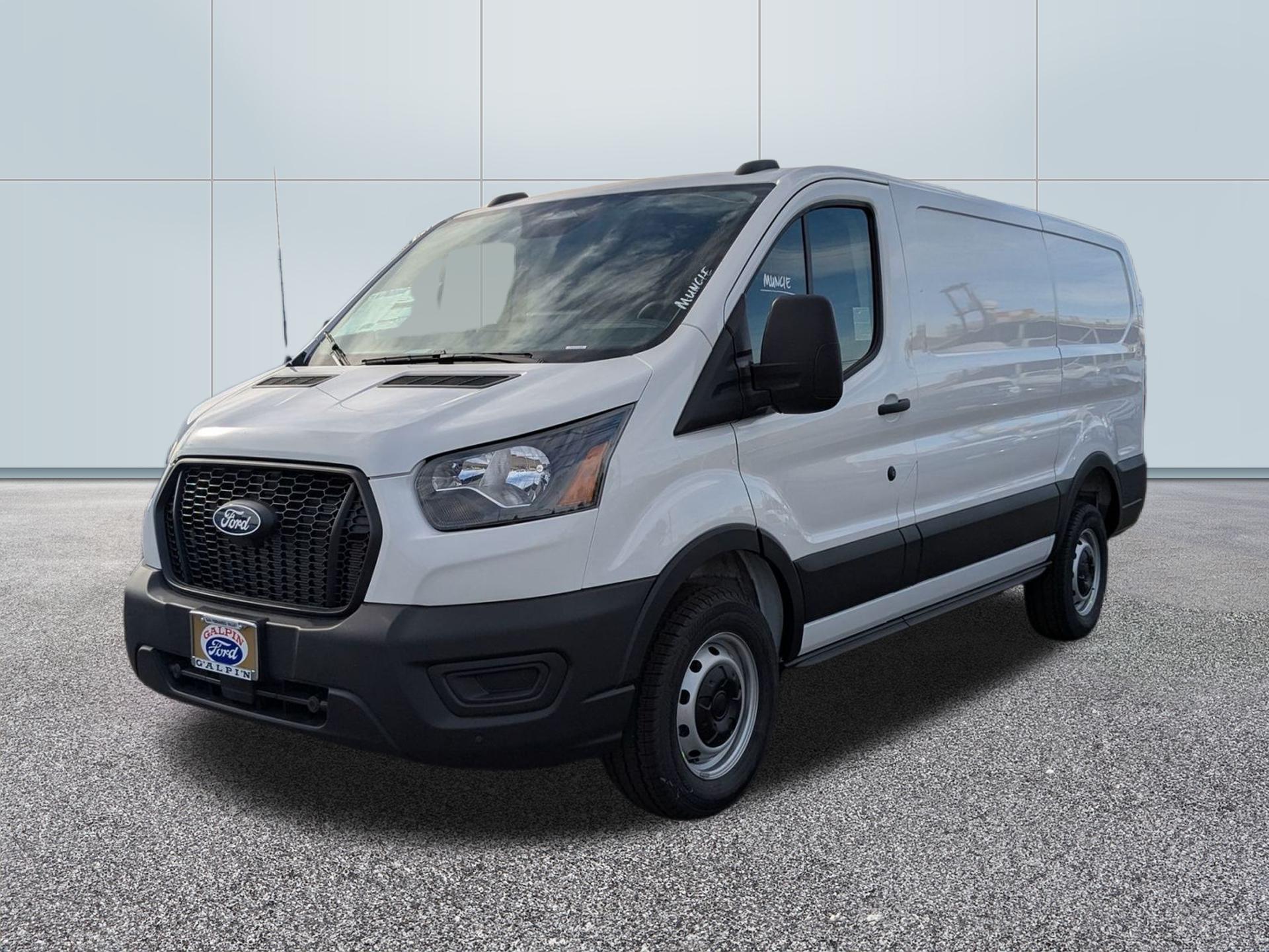 2026 Ford Transit photo 4