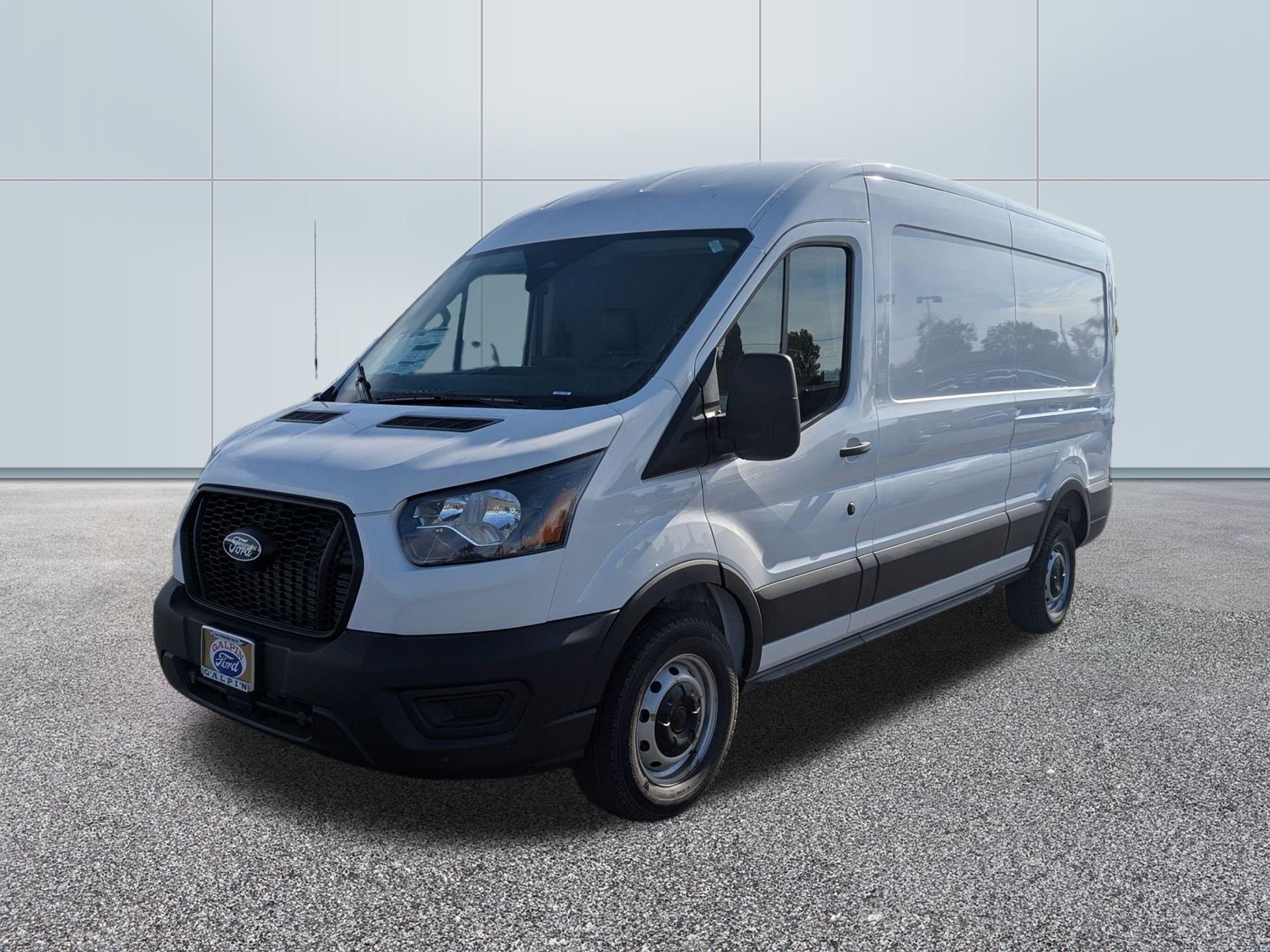 2026 Ford Transit photo 3