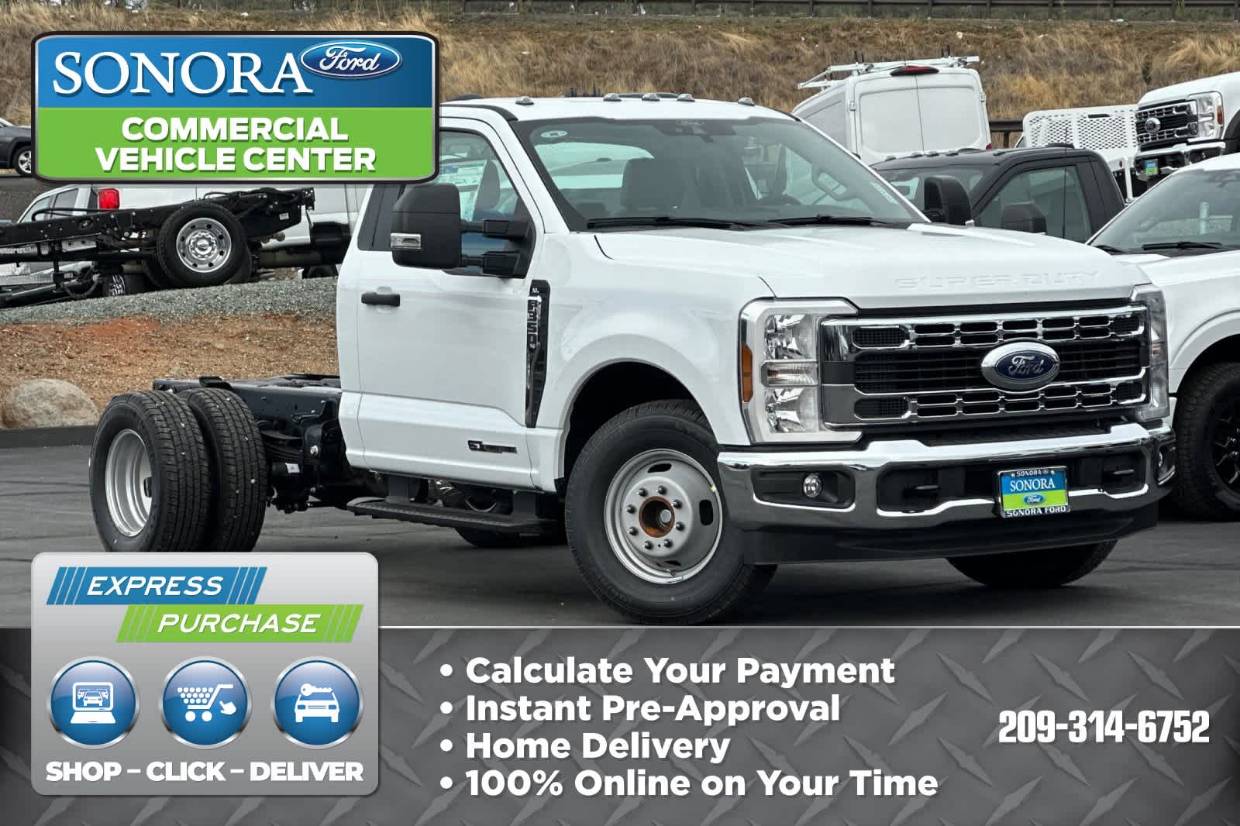 2026 Ford F-350 Super Duty Chassis Cab XL's photo