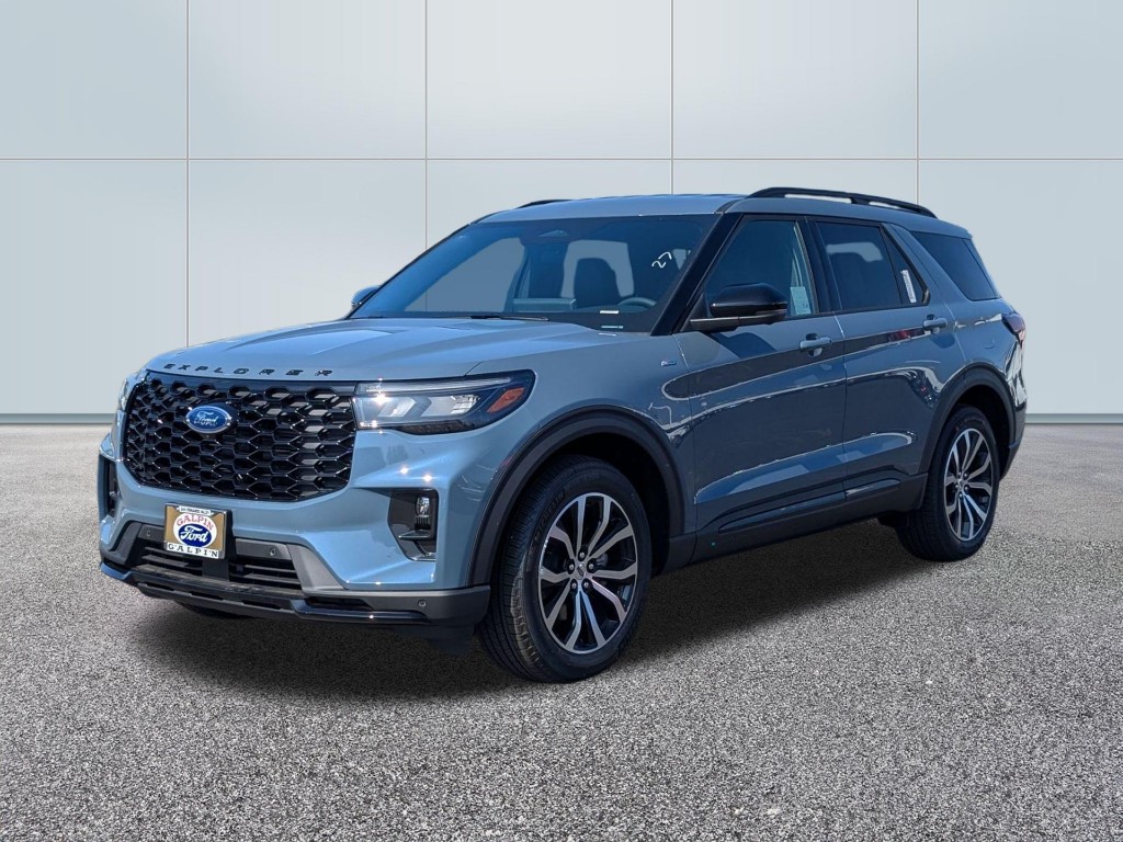 2025 Ford Explorer ST Line