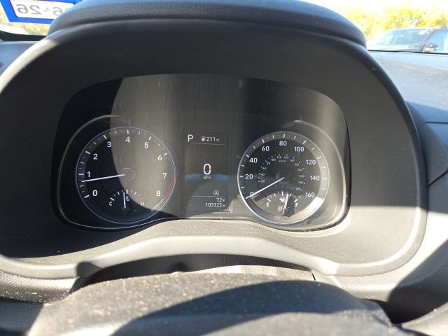 2022 Hyundai Kona SEL photo 3