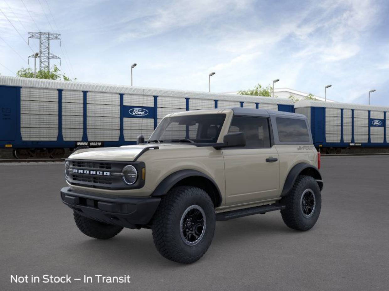2025 Ford Bronco 2-Door Base's photo