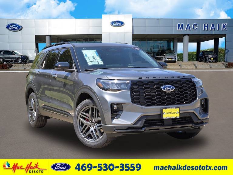 2025 Ford Explorer ST-Line