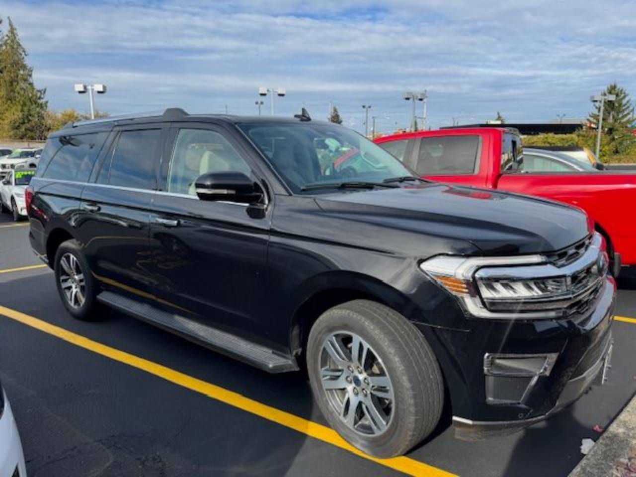 2024 Ford Expedition Limited's photo