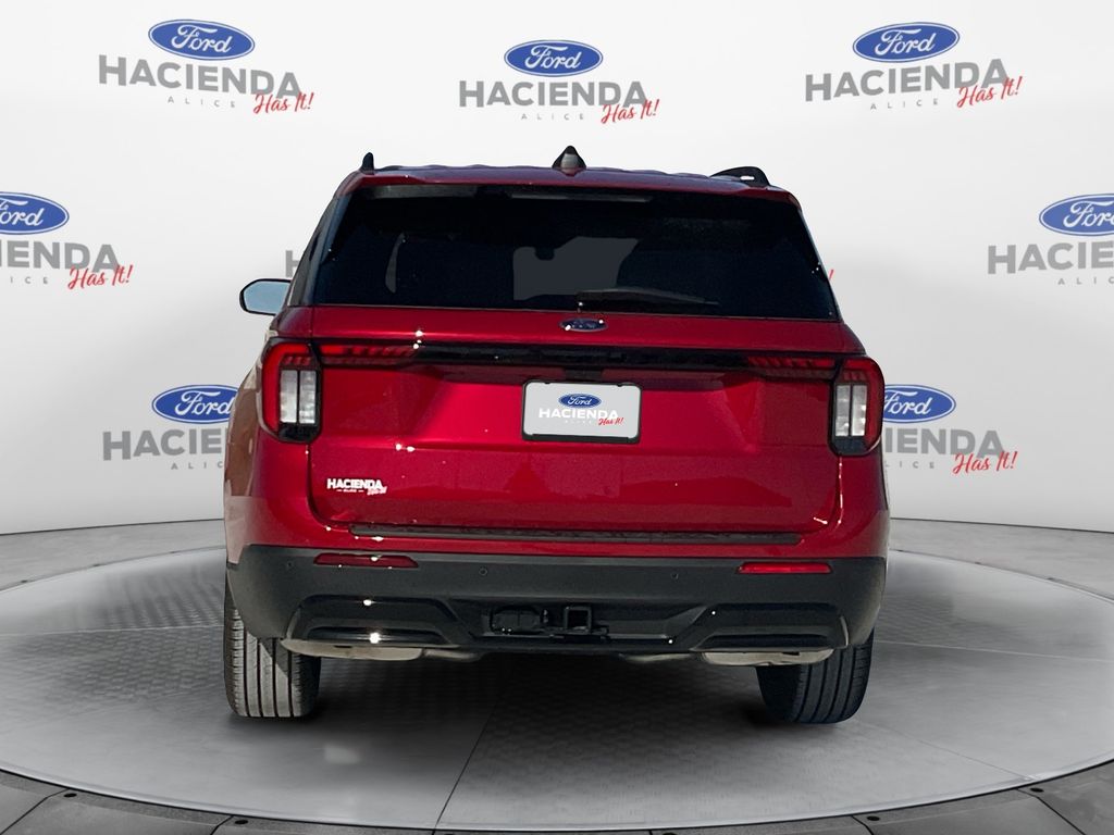 2026 Ford Explorer ST-Line photo 2