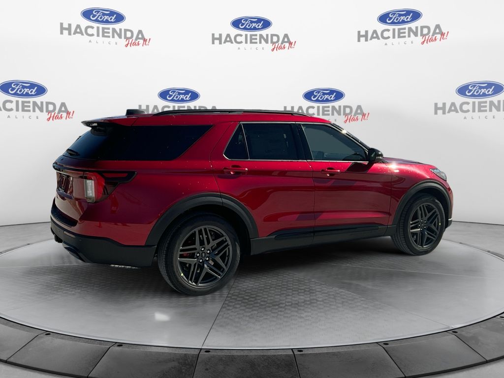 2026 Ford Explorer ST-Line photo 3