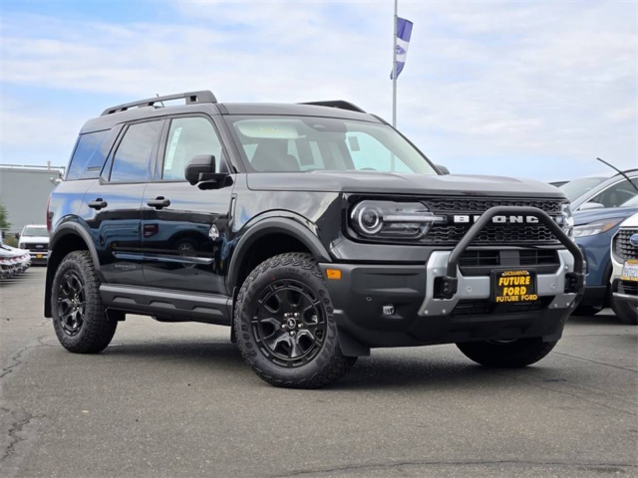 2025 Ford Bronco Sport Outer Banks's photo