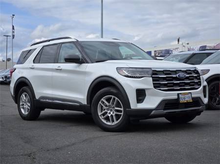 2025 Ford Explorer Active