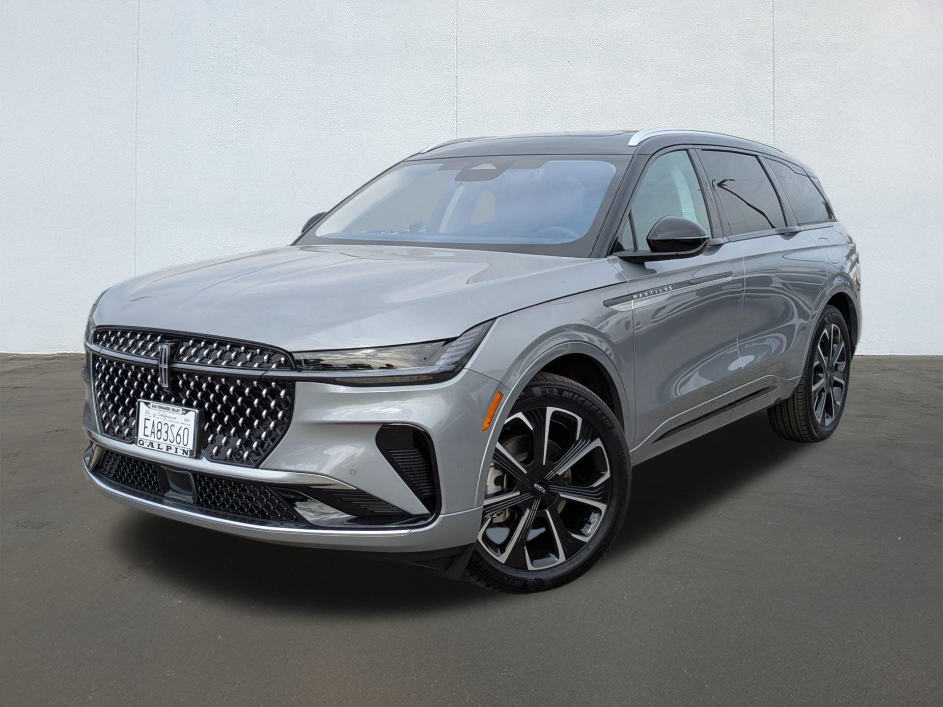 Used 2025 Lincoln Nautilus Reserve