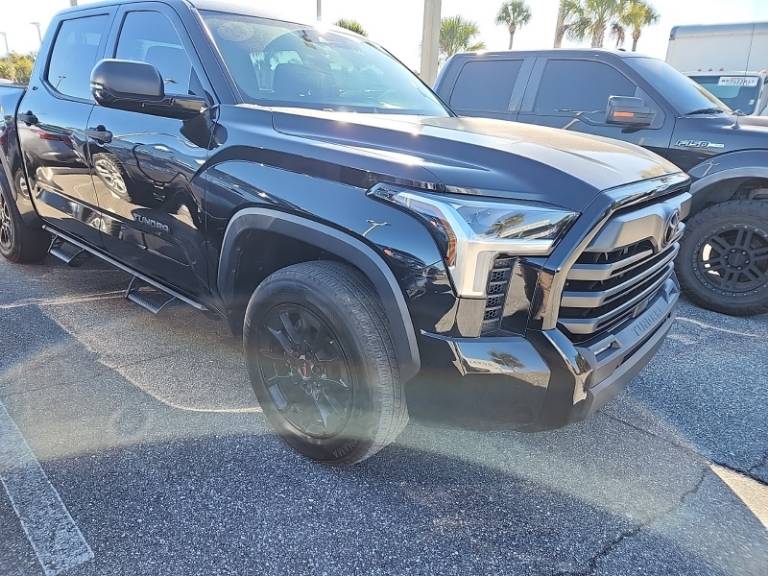 2022 Toyota Tundra SR5