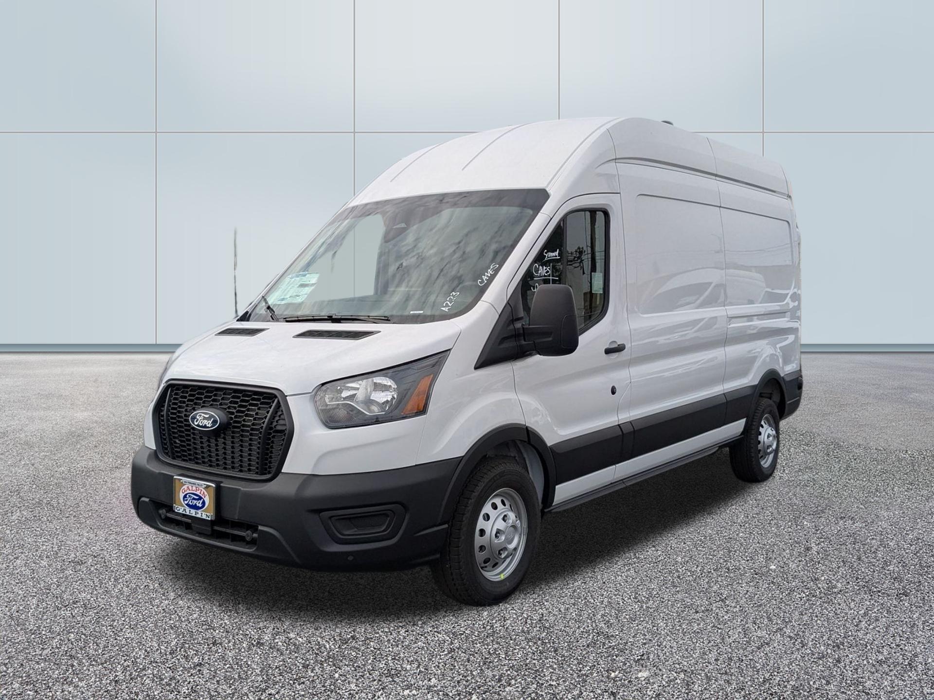 2026 Ford Transit photo 4